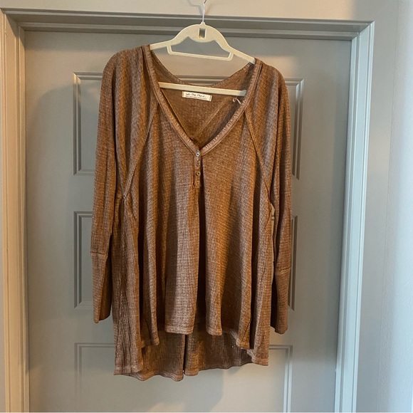 free people long sleeve top - Picture 1 of 2